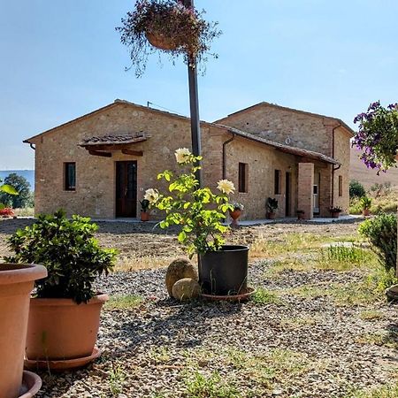 La Quinta Decima Bioagriturismo Fattoria Spedaletto Luaran gambar