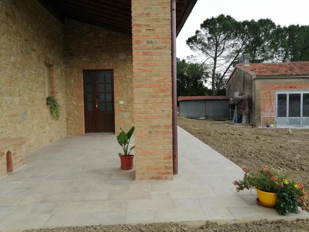 La Quinta Decima Bioagriturismo Fattoria Spedaletto Luaran gambar