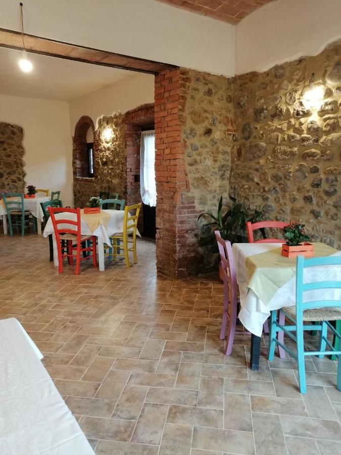 La Quinta Decima Bioagriturismo Fattoria Spedaletto Luaran gambar